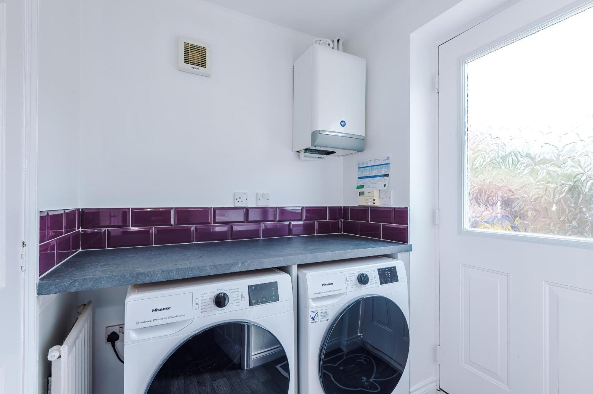 Beach Retreat With Hot Tub Sleeps 8 Prestatyn Exterior foto